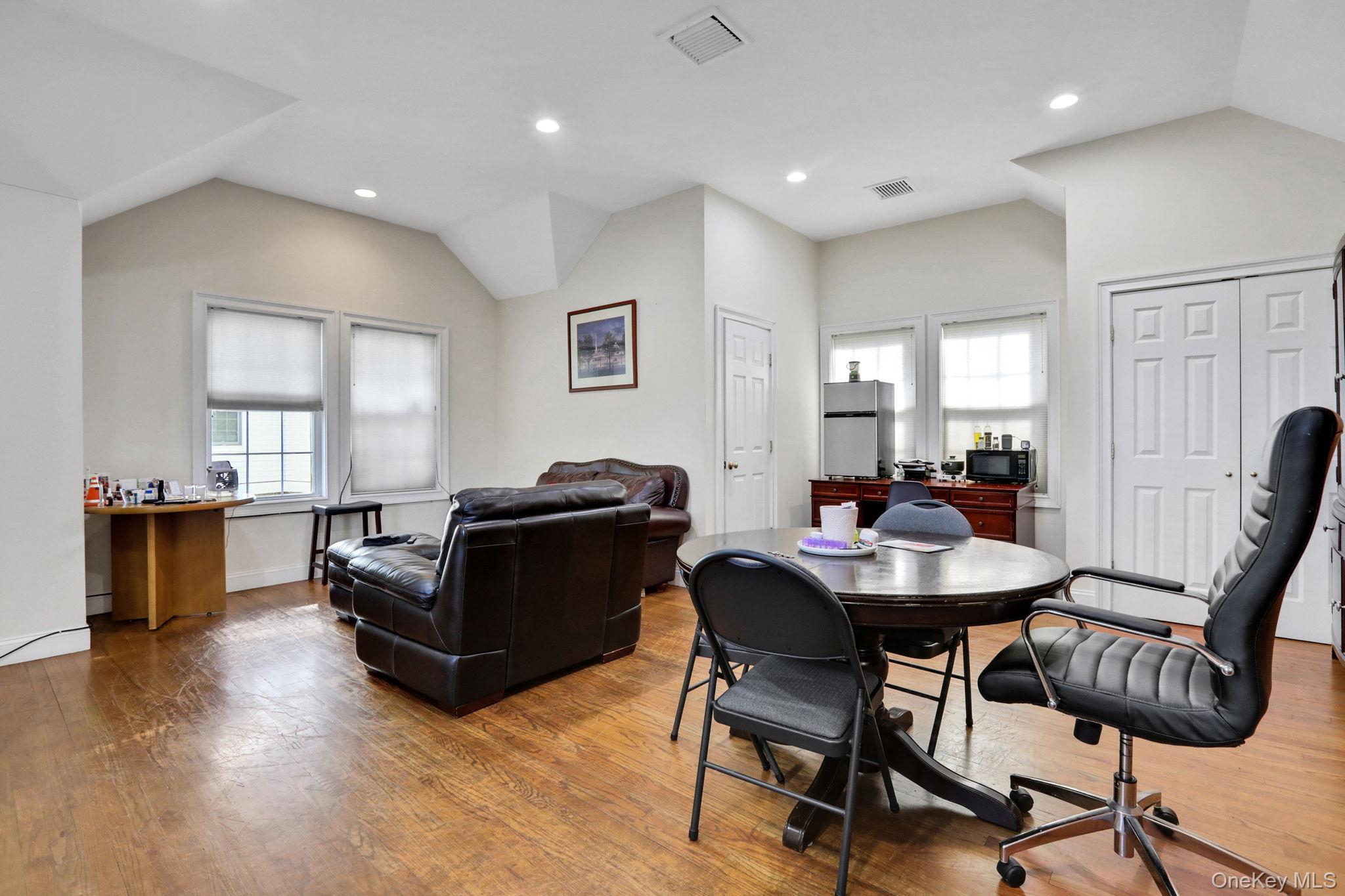 2 Harbor Lane # 301, New Rochelle, NY 10805