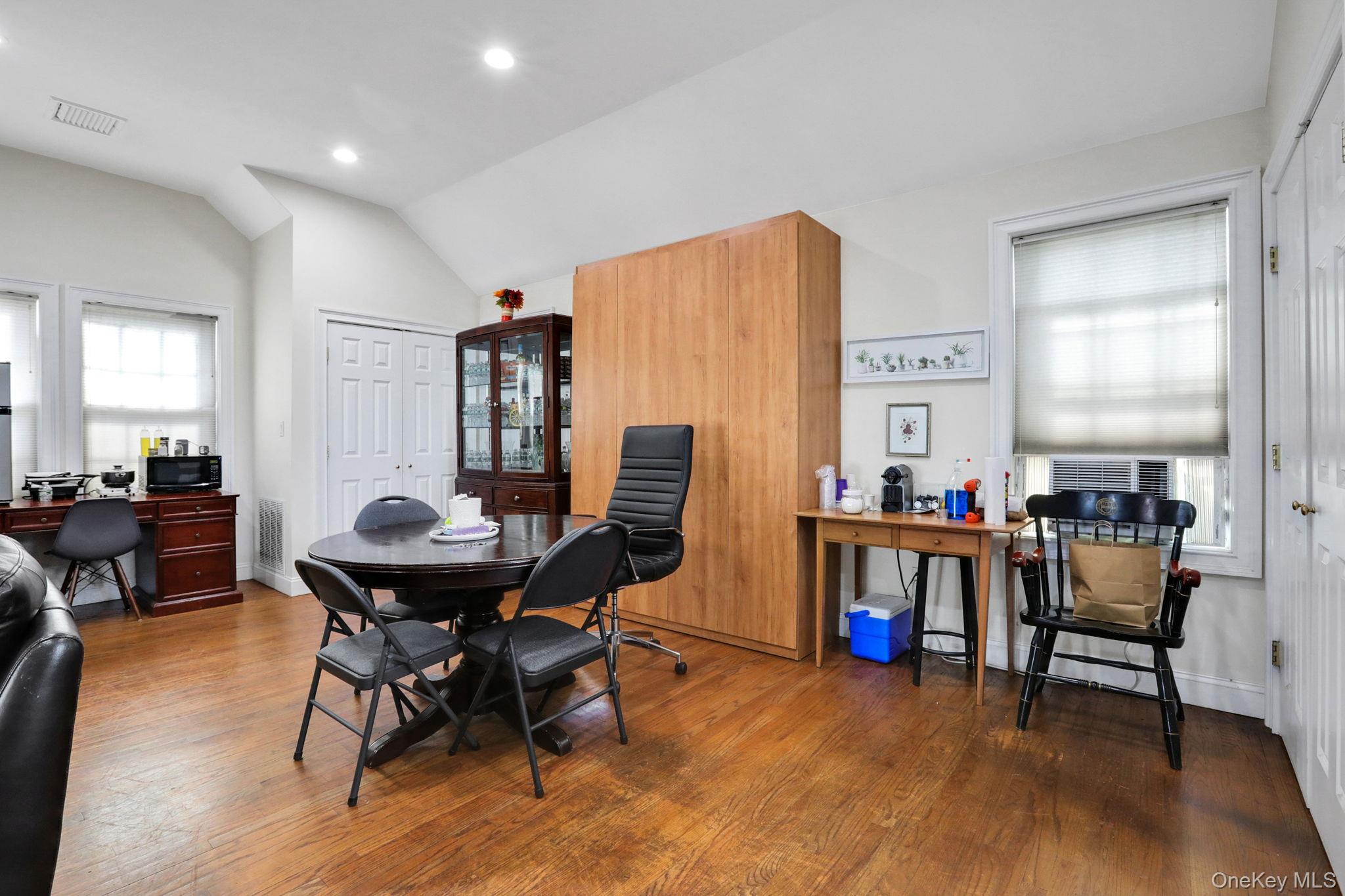 2 Harbor Lane # 301, New Rochelle, NY 10805