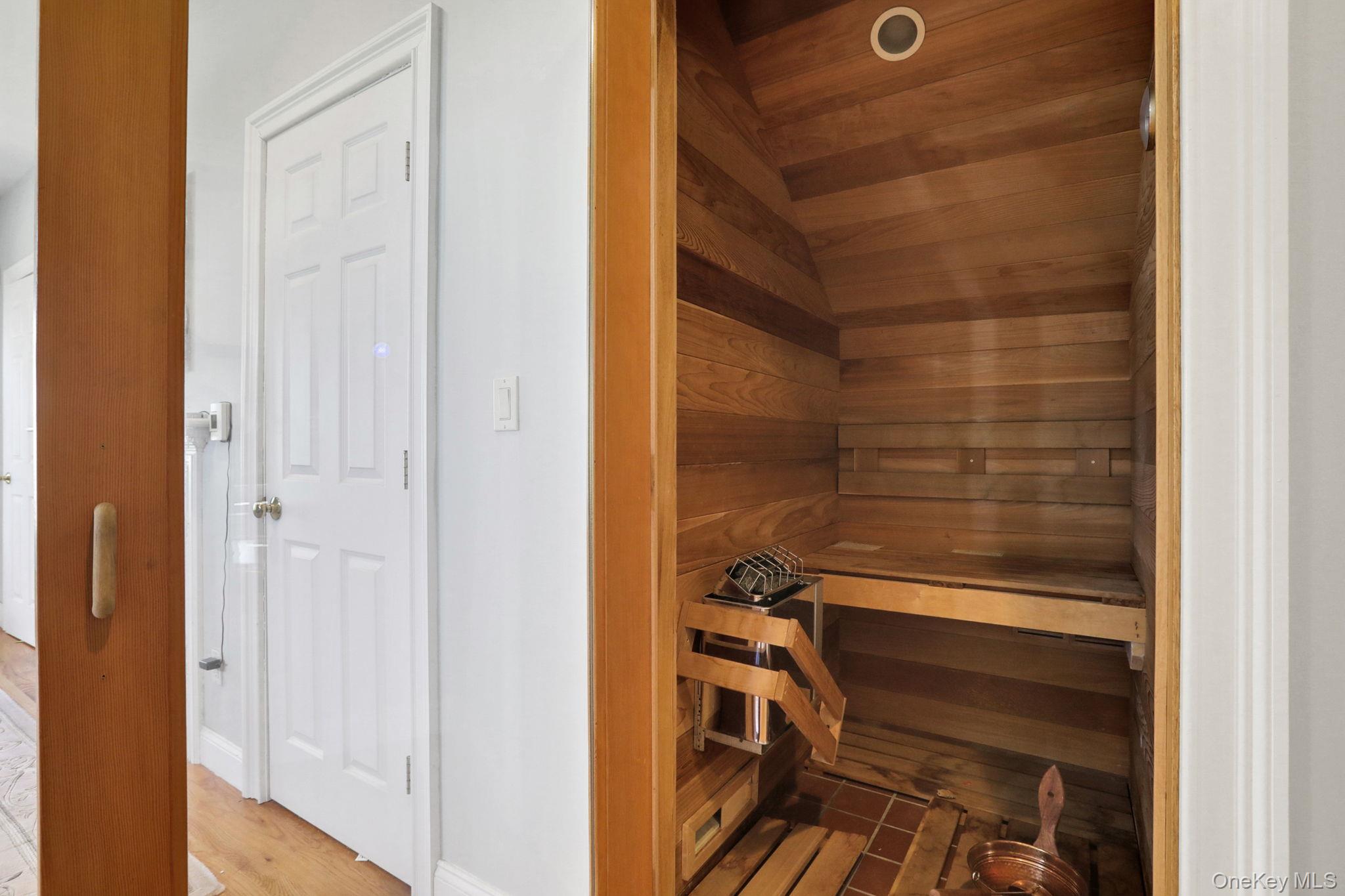 2 Harbor Lane # 301, New Rochelle, NY 10805