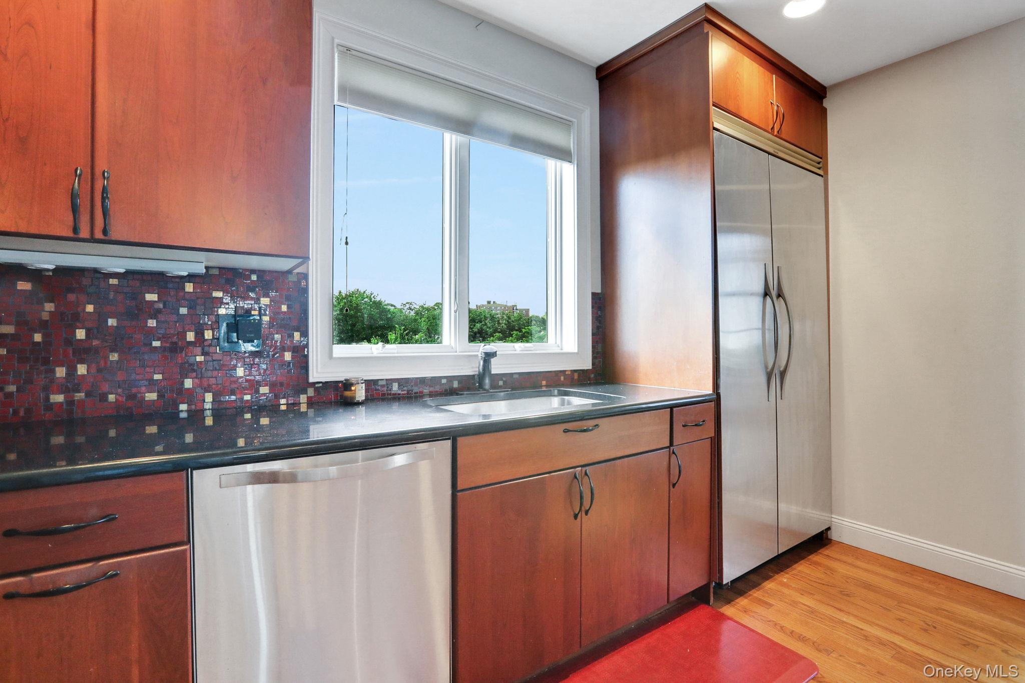 2 Harbor Lane # 301, New Rochelle, NY 10805