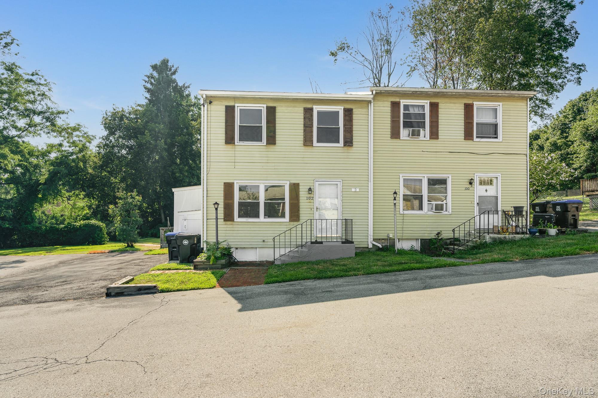 102 Rinaldi Boulevard, Poughkeepsie, NY 12601