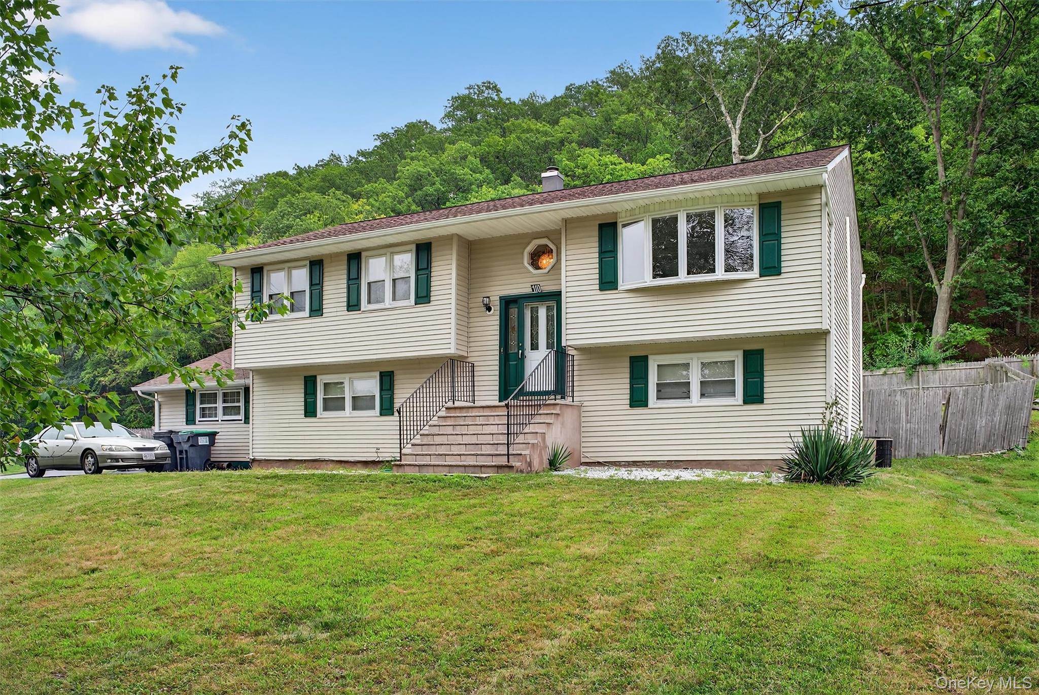 100 Birchwood Drive, Highland Mills, NY 10930