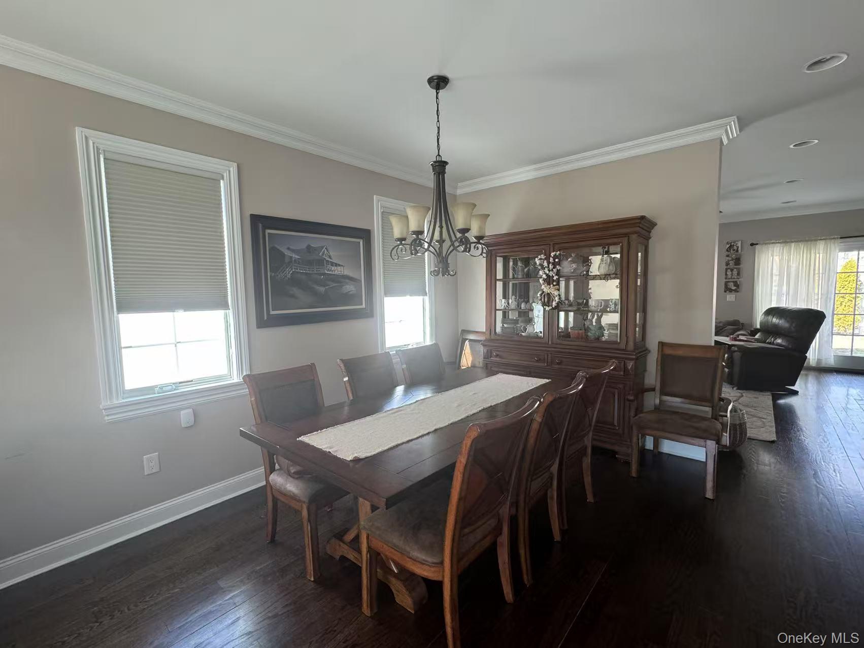 162-11 12nd Ave, Beechhurst, NY 11357