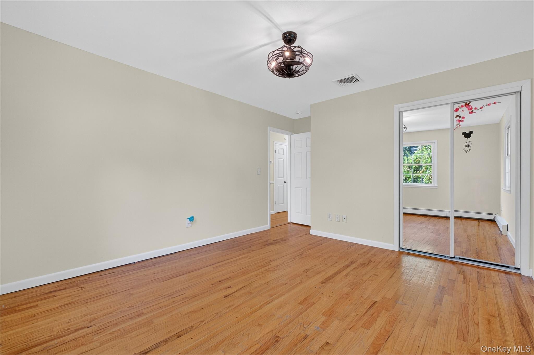 25 Fairview Road, Mahopac, NY 10541