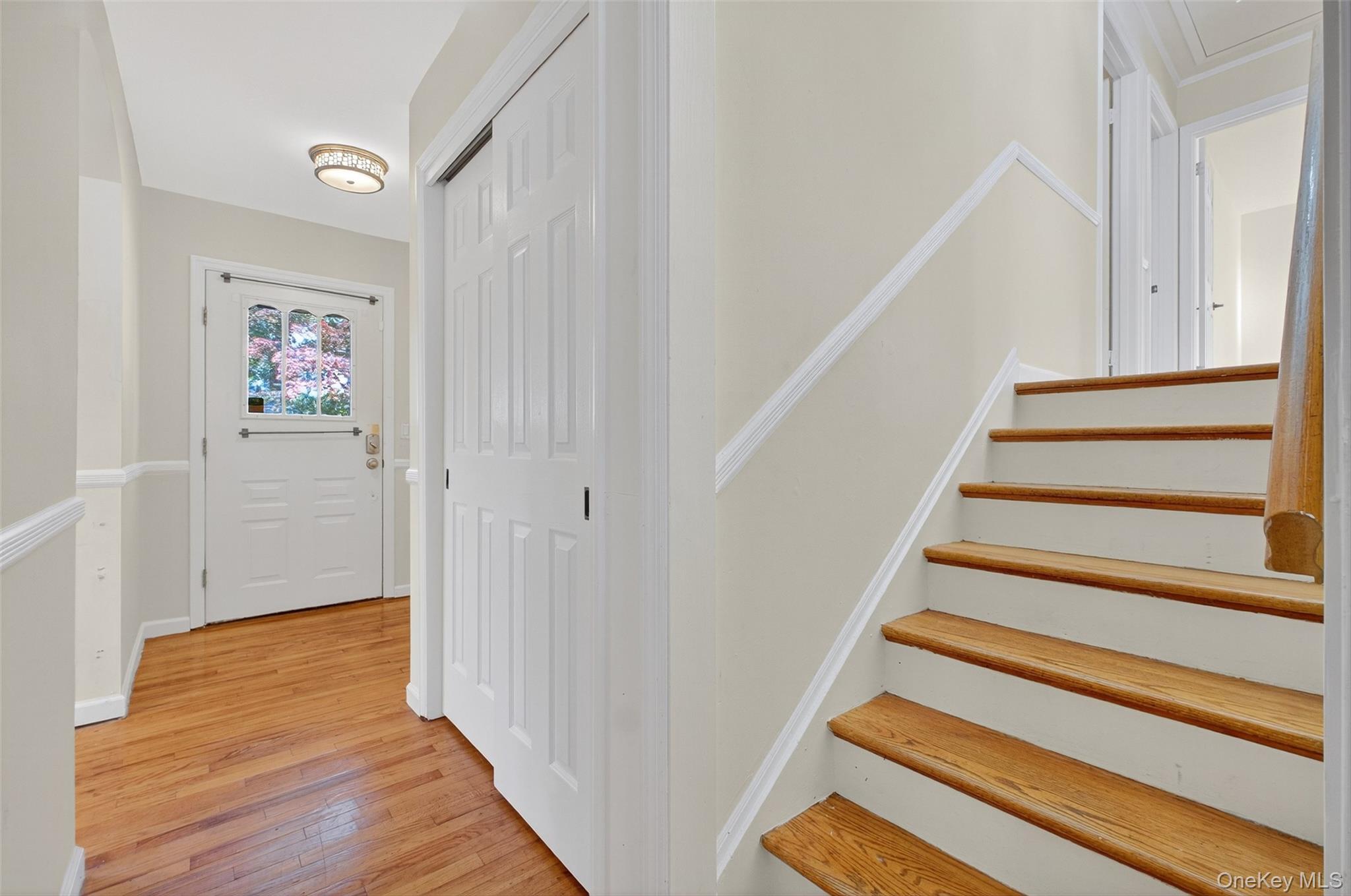 25 Fairview Road, Mahopac, NY 10541