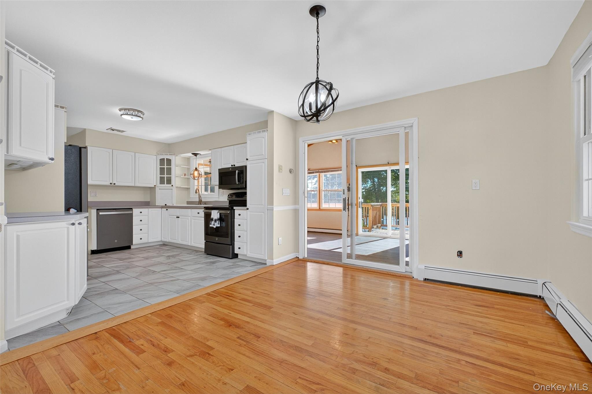 25 Fairview Road, Mahopac, NY 10541