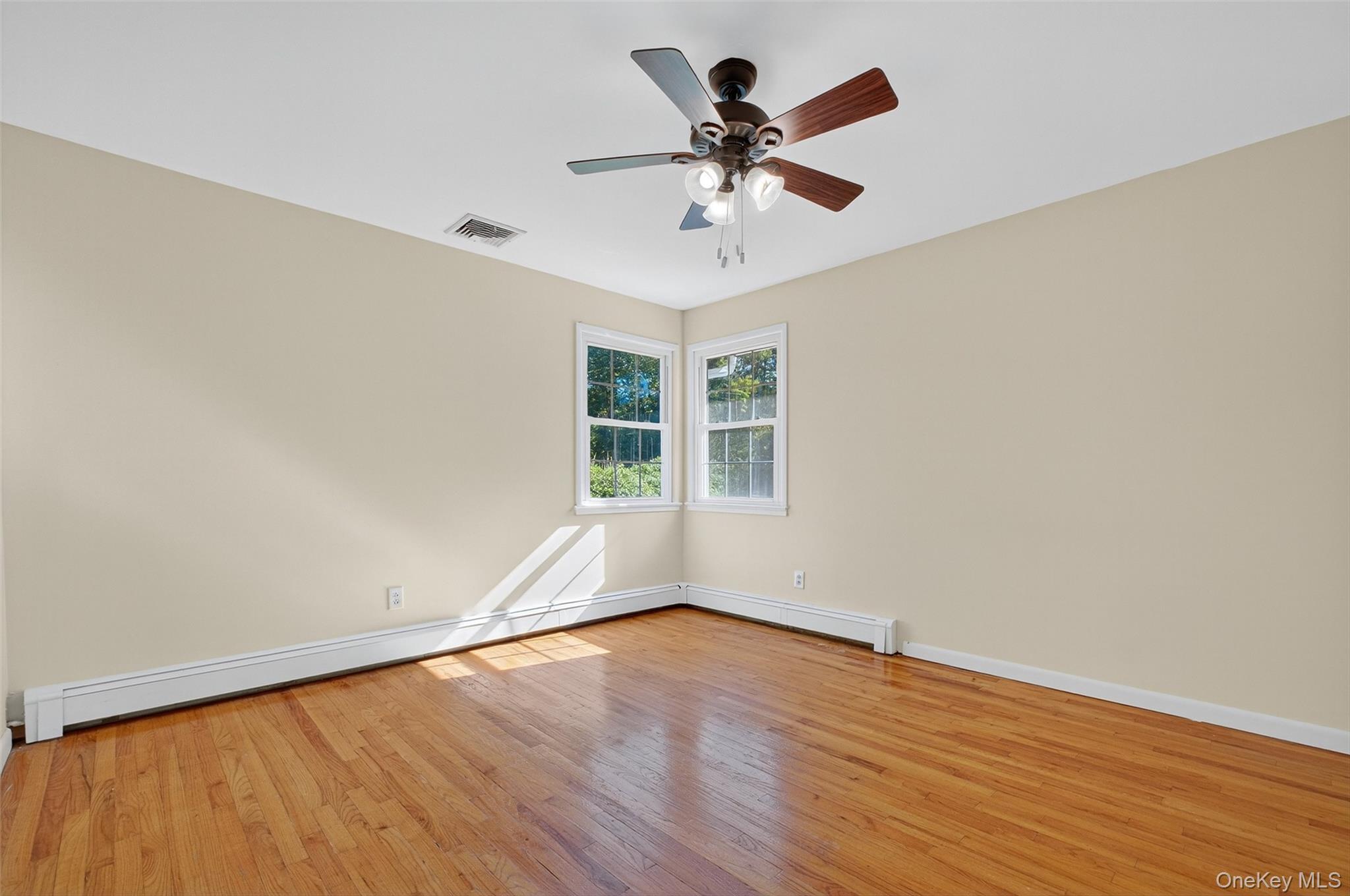 25 Fairview Road, Mahopac, NY 10541