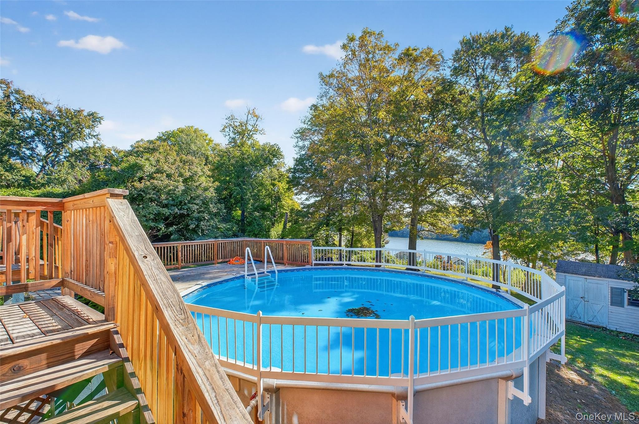 25 Fairview Road, Mahopac, NY 10541