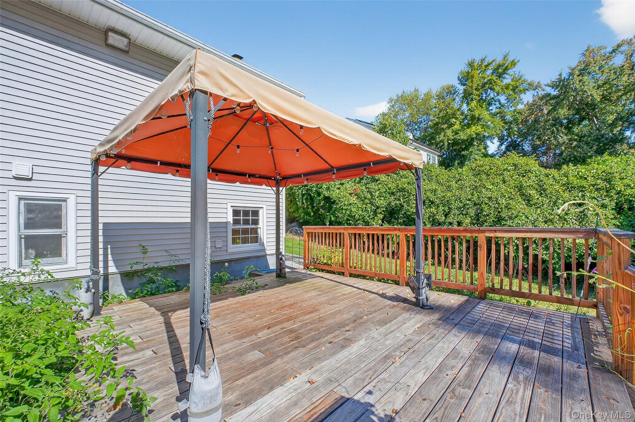 25 Fairview Road, Mahopac, NY 10541