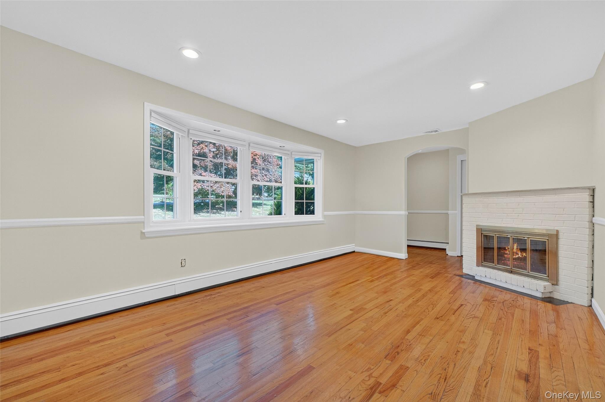 25 Fairview Road, Mahopac, NY 10541