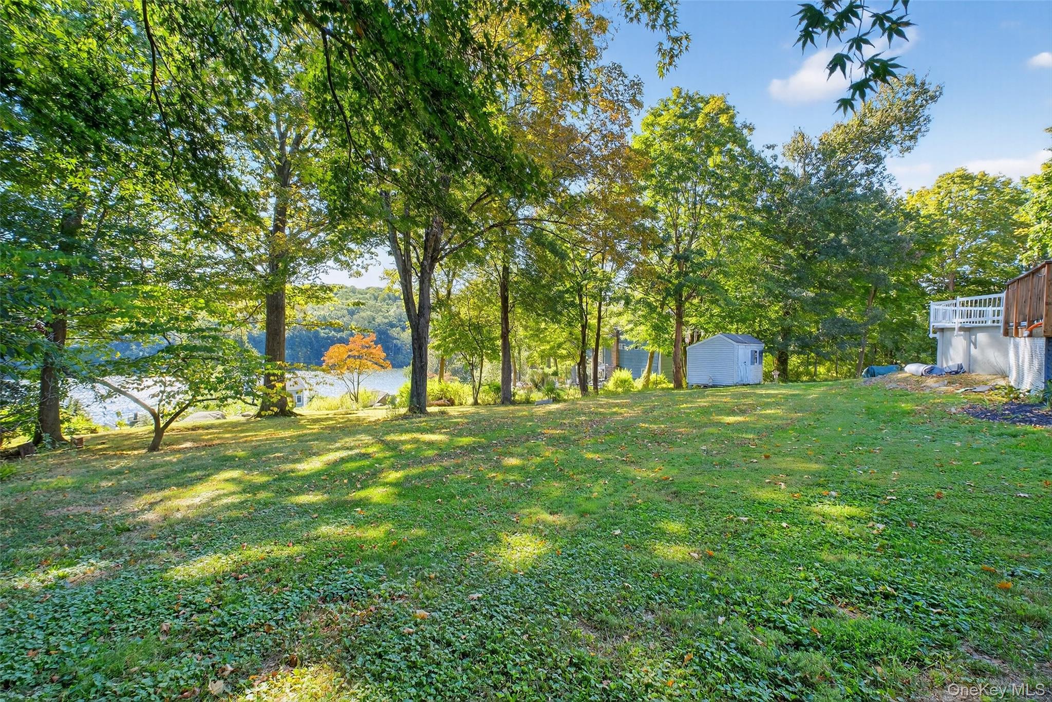 25 Fairview Road, Mahopac, NY 10541