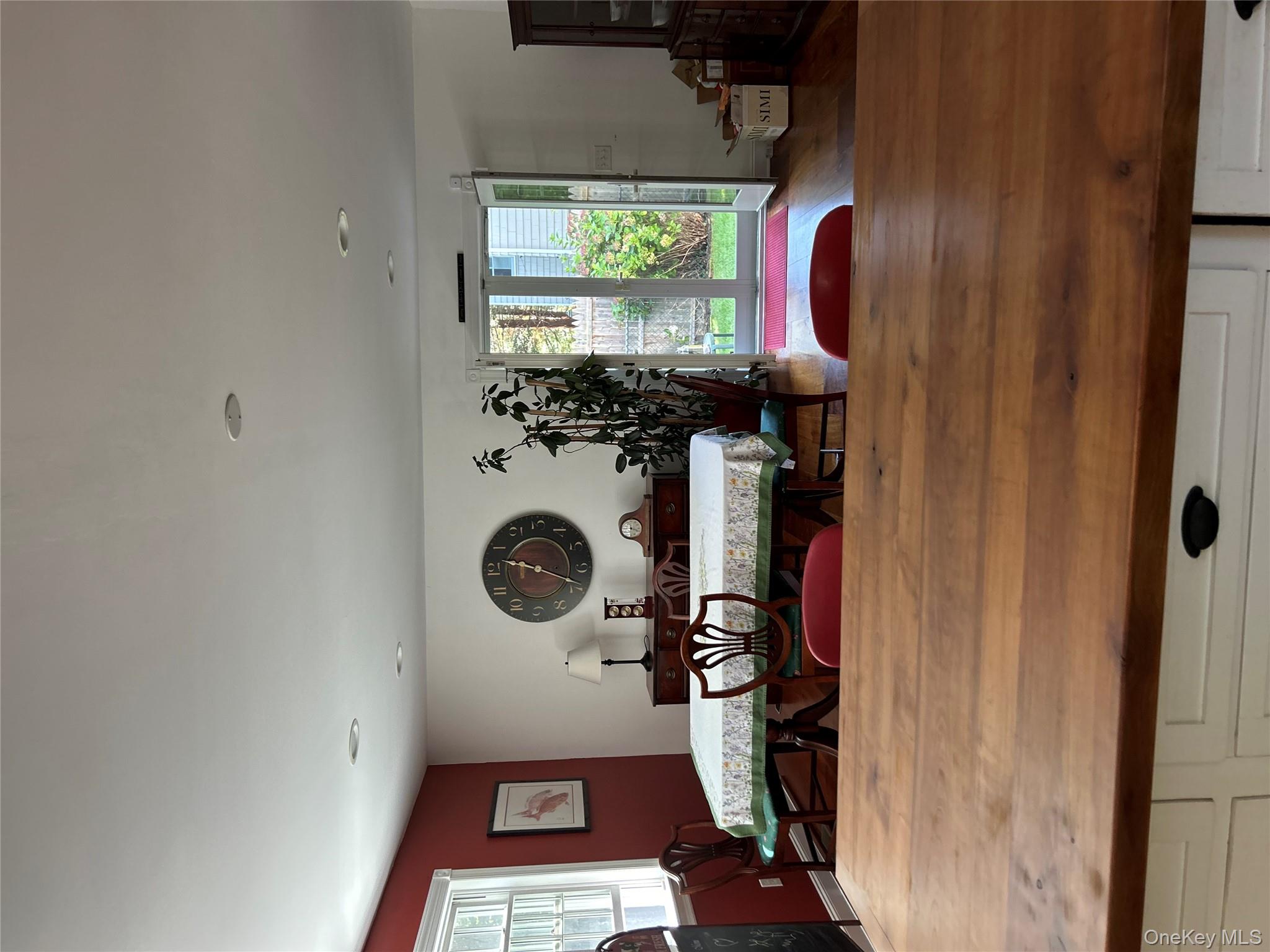 11 W Meadow Lane, Stony Brook, NY 11790