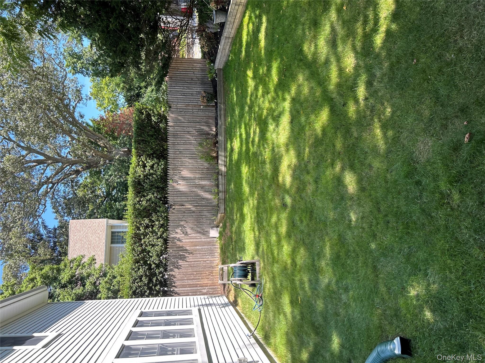 11 W Meadow Lane, Stony Brook, NY 11790