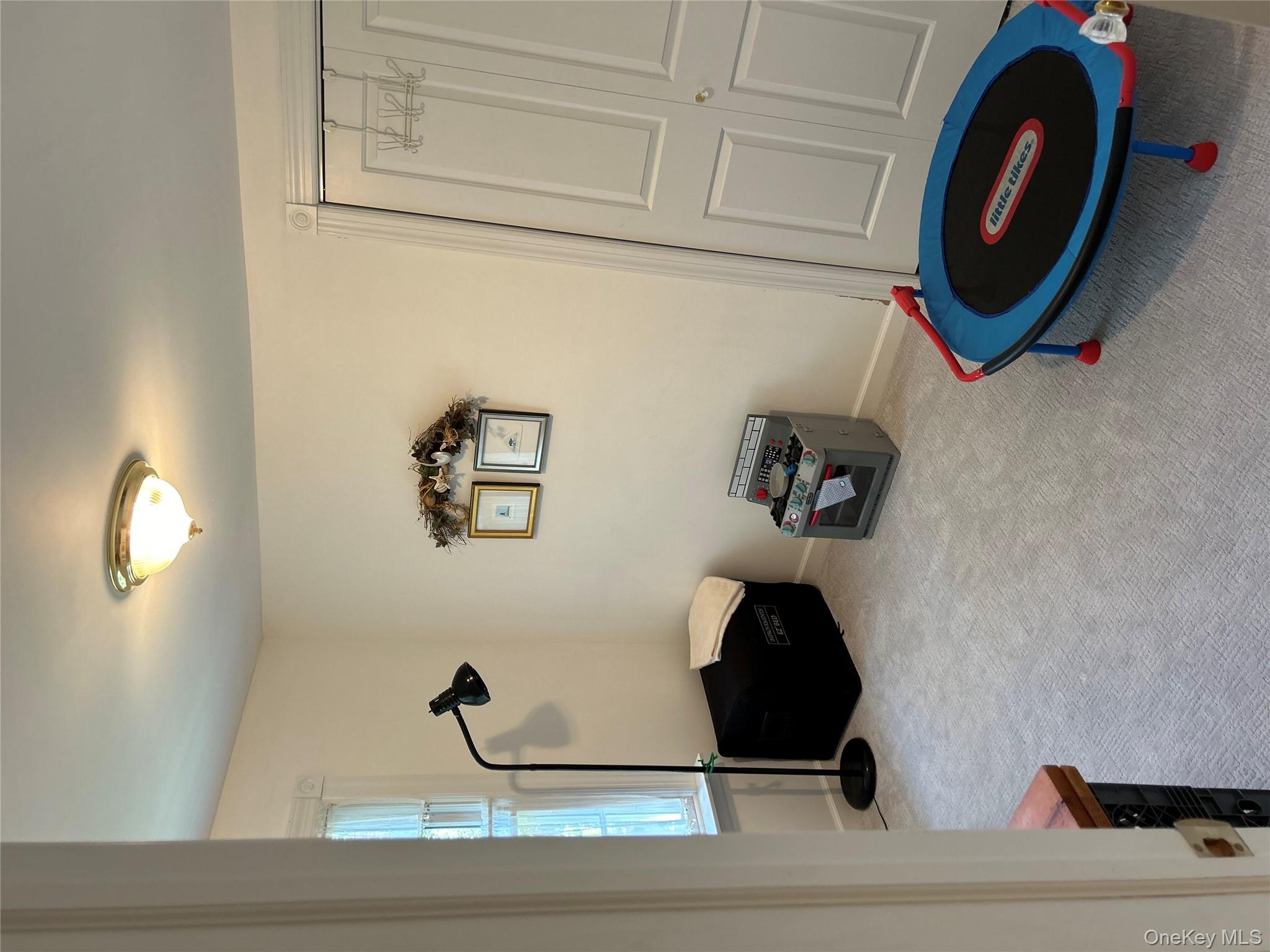 11 W Meadow Lane, Stony Brook, NY 11790