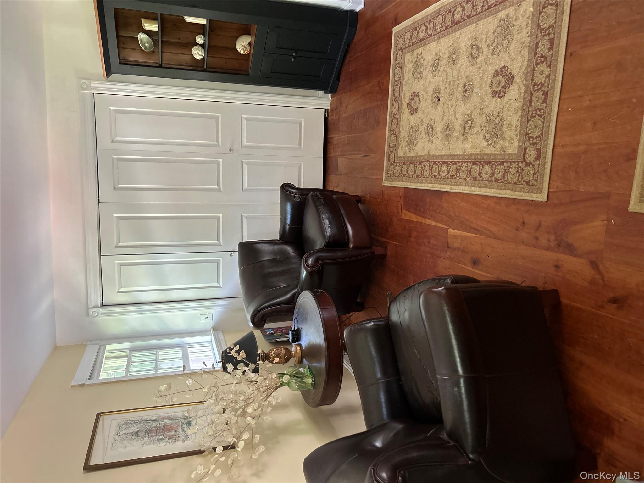 11 W Meadow Lane, Stony Brook, NY 11790