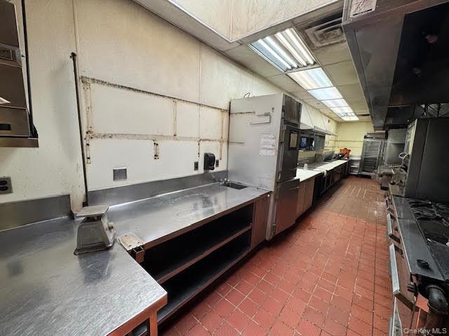 909 Union Avenue, New Windsor, NY 12553