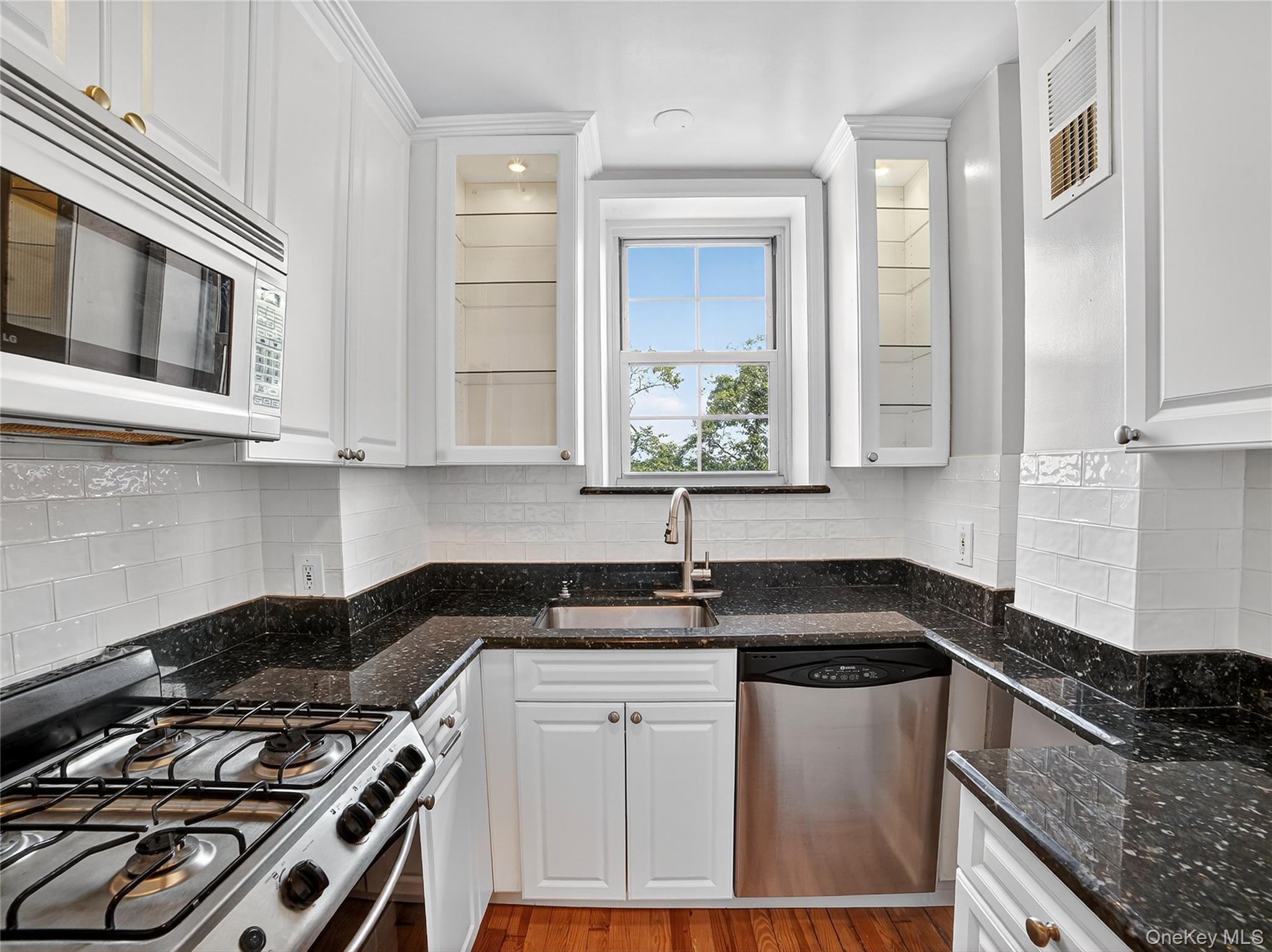 1348 Midland Avenue # 5M, Bronxville, NY 10708