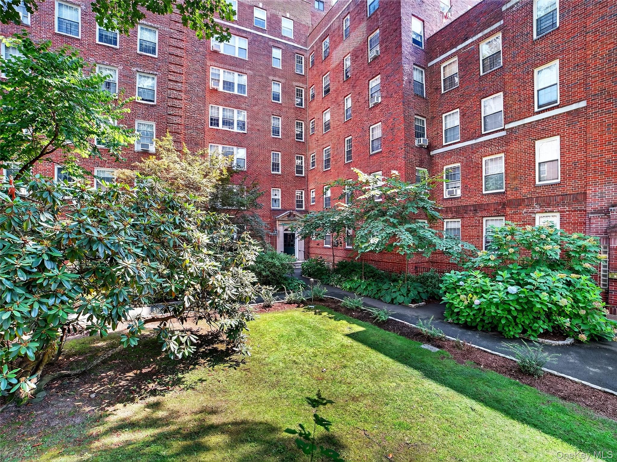 1348 Midland Avenue # 5M, Bronxville, NY 10708