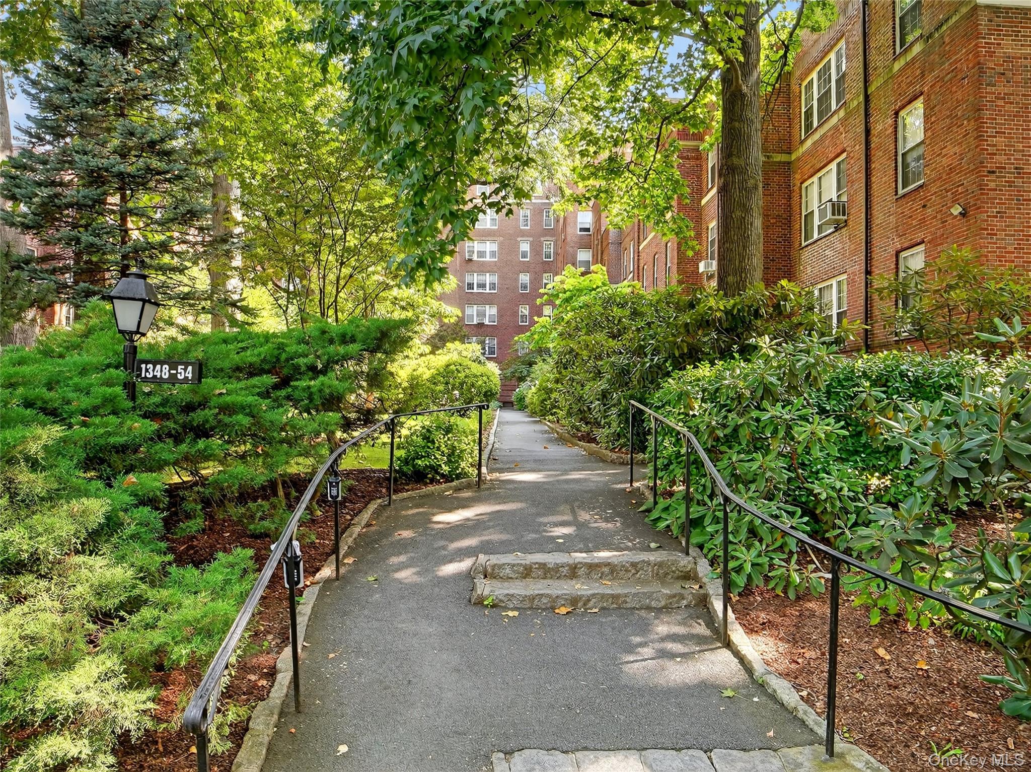 1348 Midland Avenue # 5M, Bronxville, NY 10708
