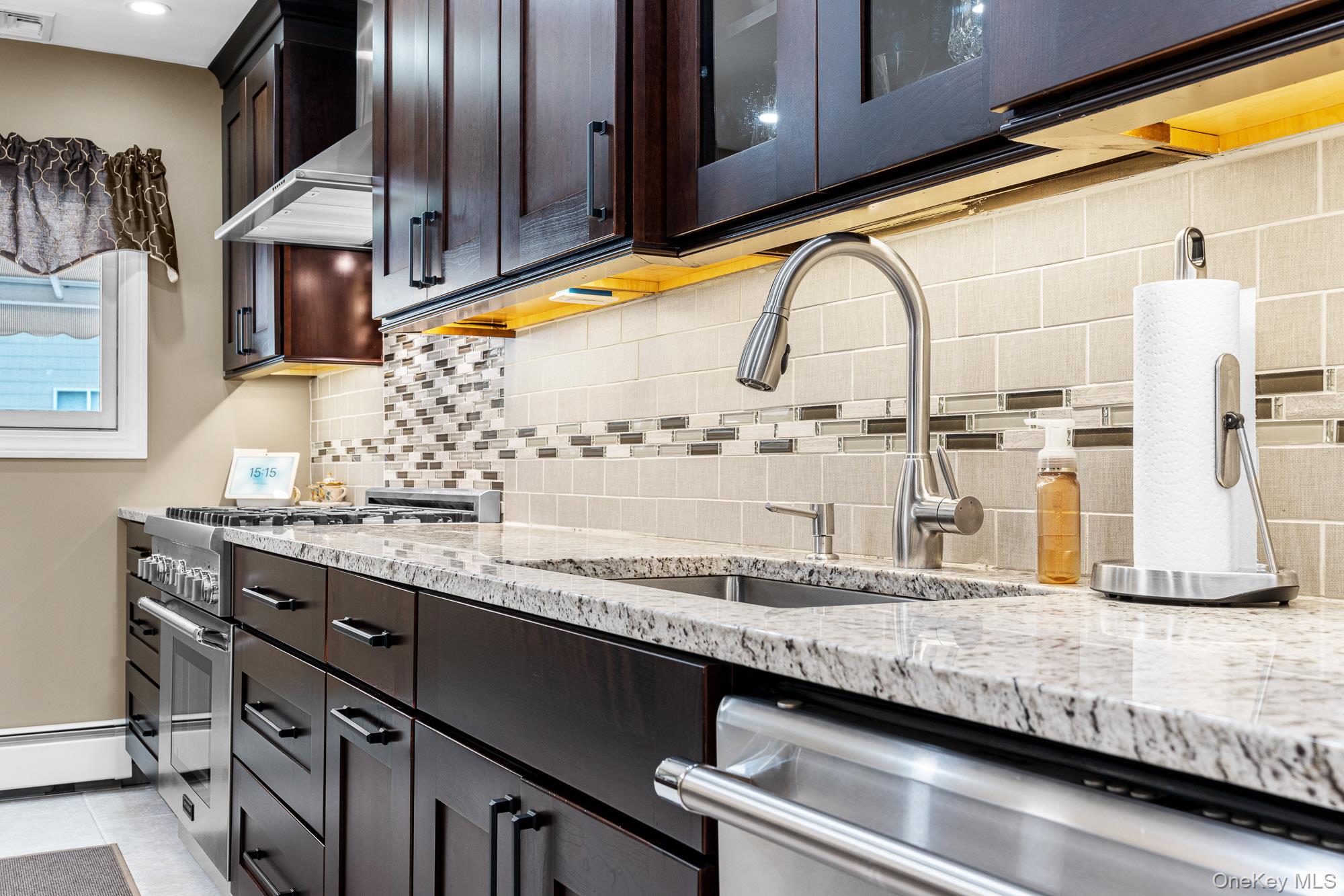 49 Dorchester Road, Smithtown, NY 11787