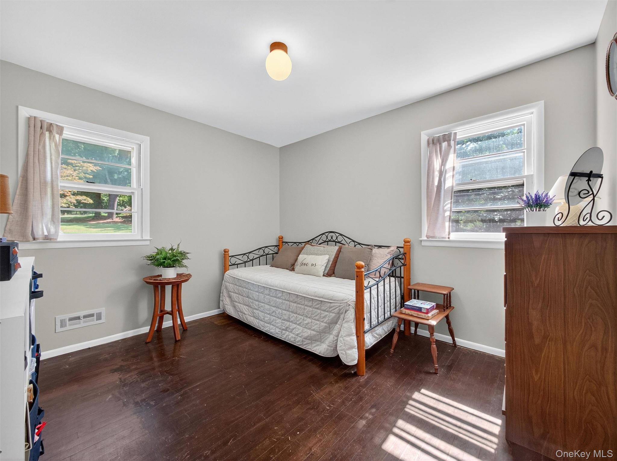 21 Hearthston Lane, Monsey, NY 10952