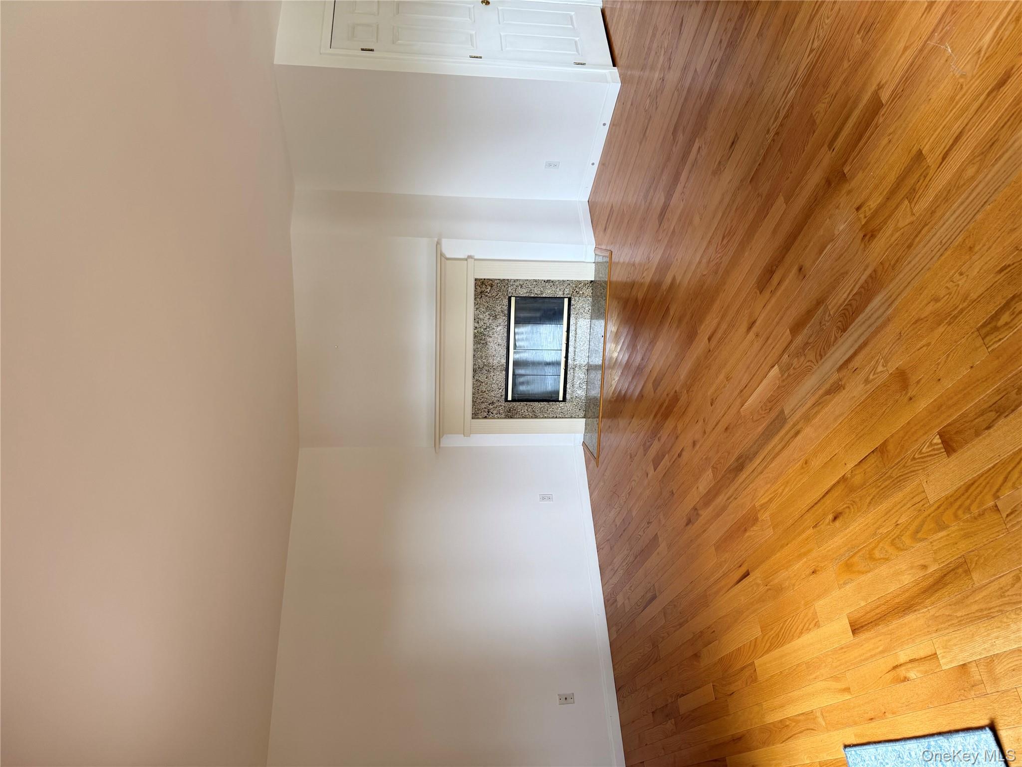 908 Scenic Lane, Poughkeepsie, NY 12603