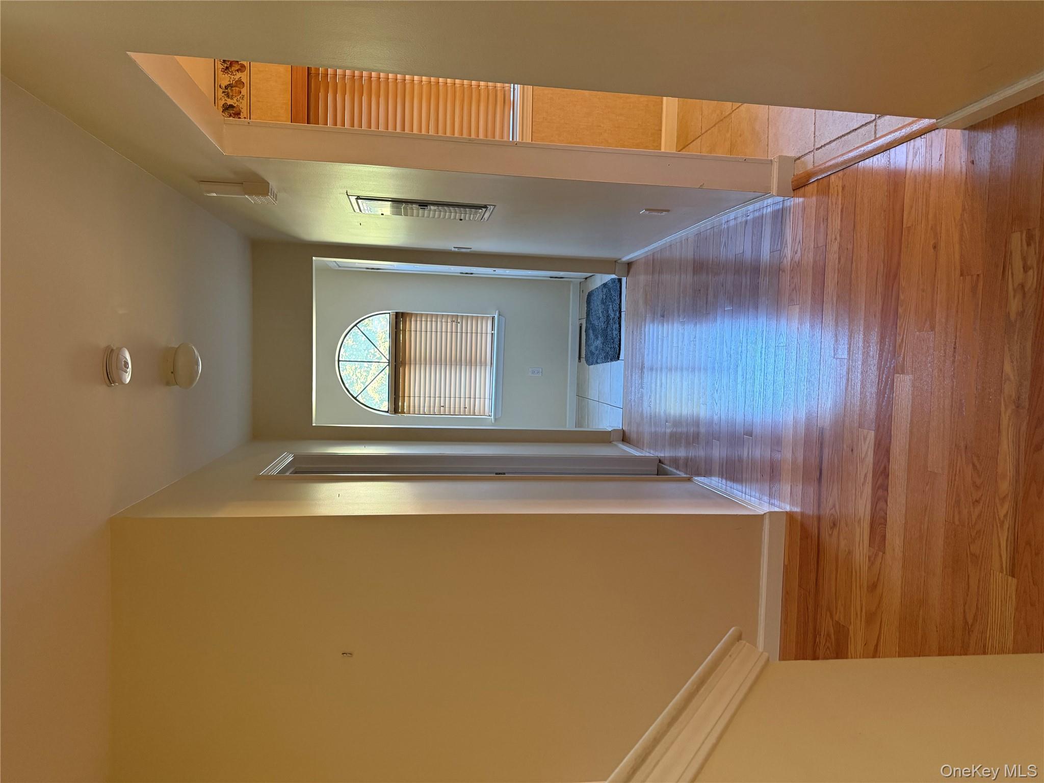 908 Scenic Lane, Poughkeepsie, NY 12603