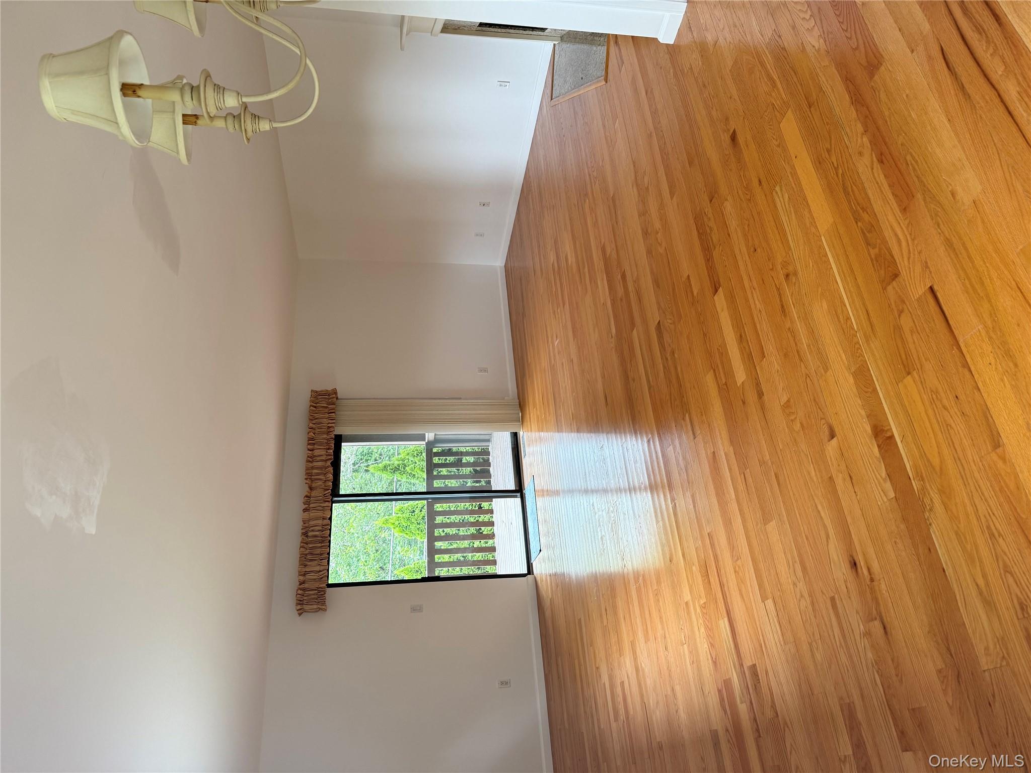 908 Scenic Lane, Poughkeepsie, NY 12603