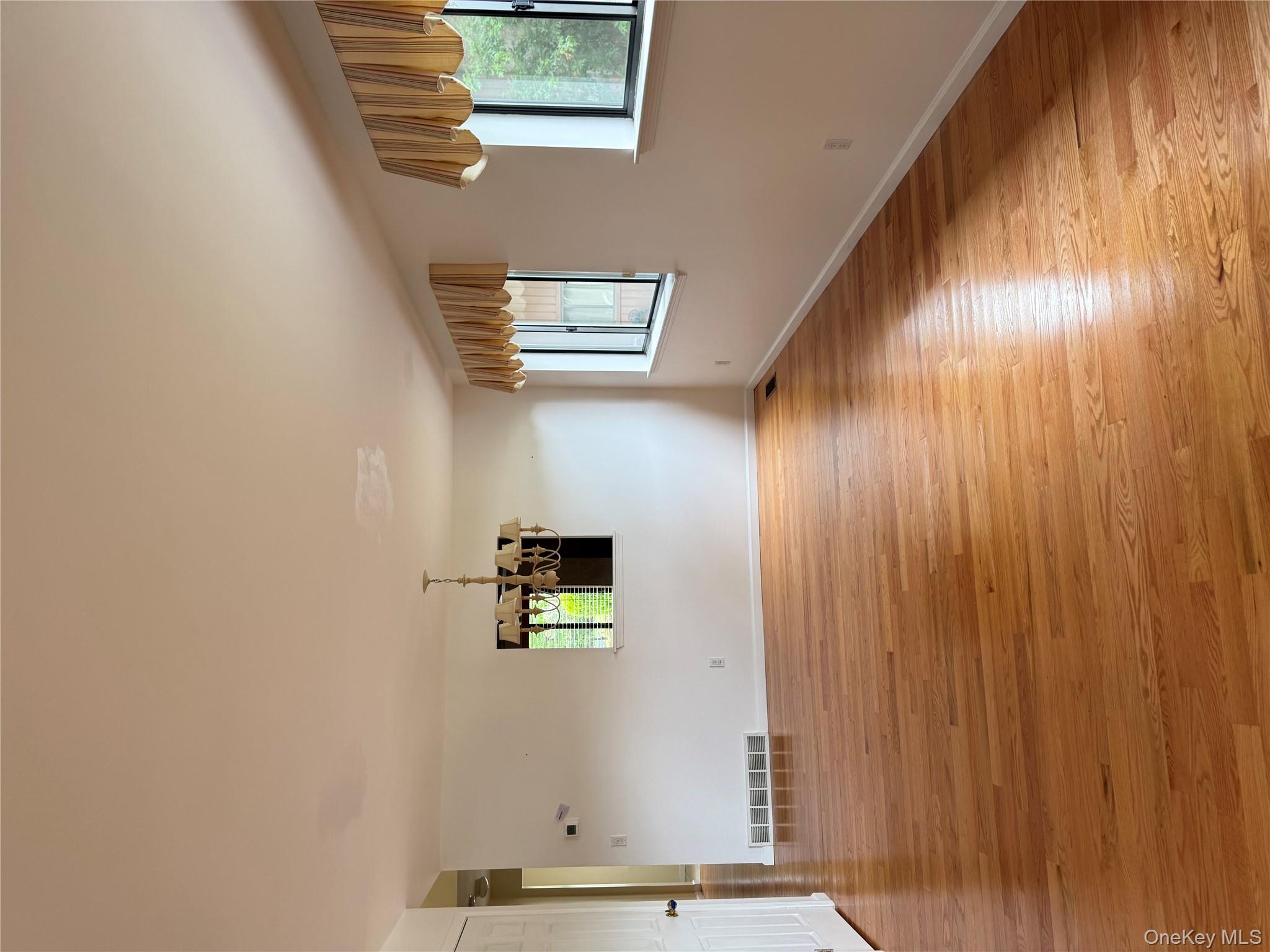 908 Scenic Lane, Poughkeepsie, NY 12603