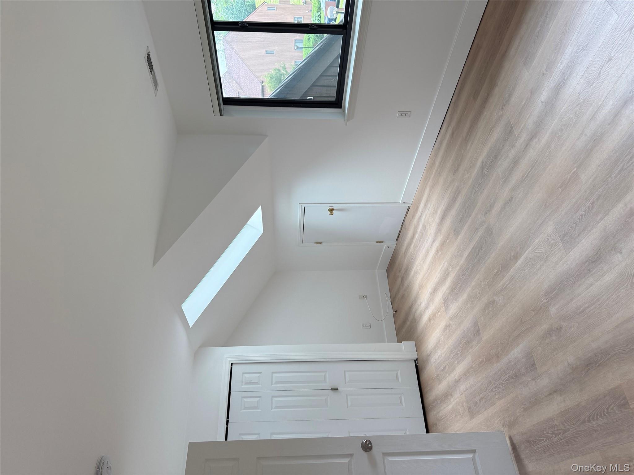 908 Scenic Lane, Poughkeepsie, NY 12603