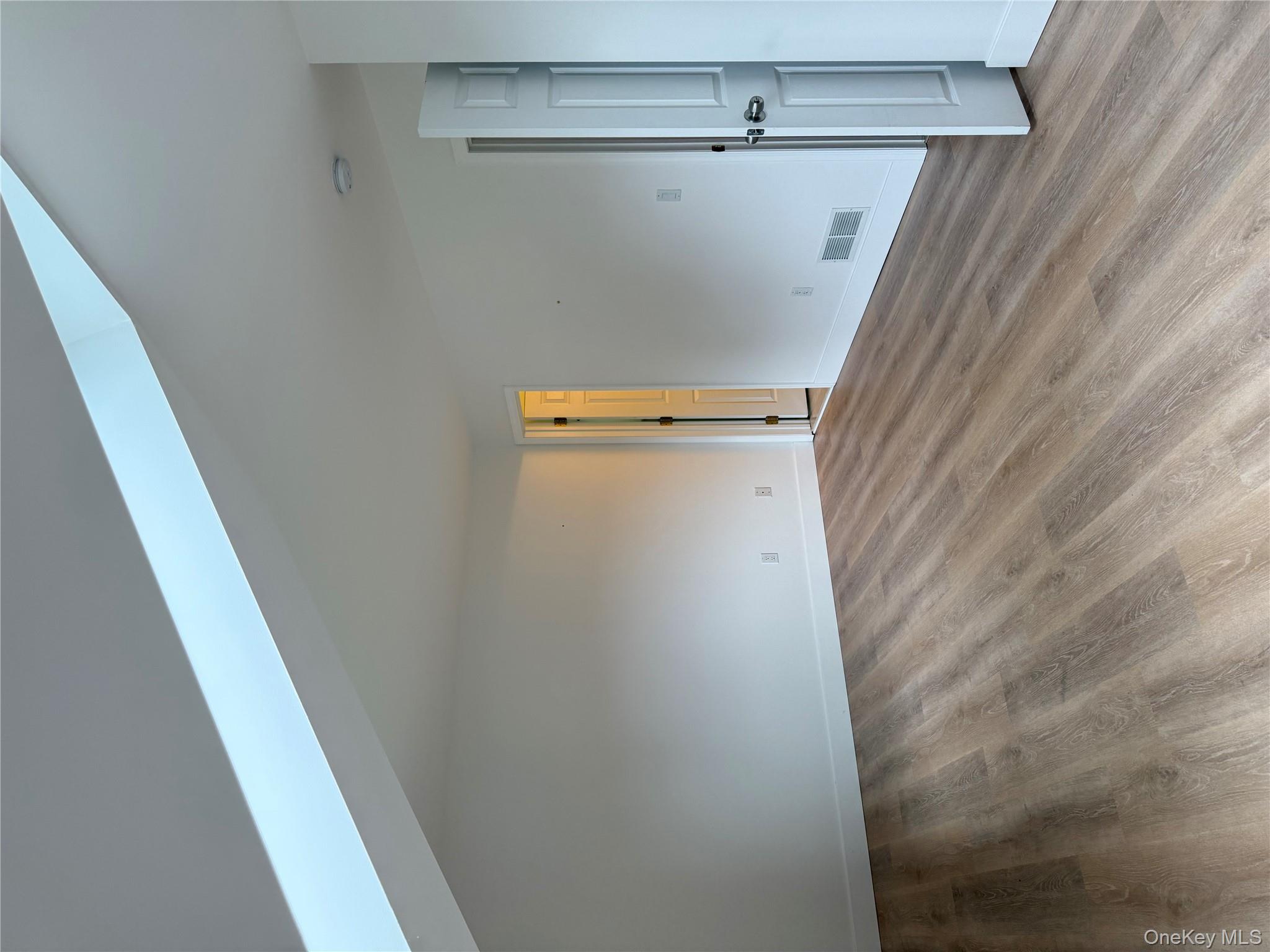 908 Scenic Lane, Poughkeepsie, NY 12603