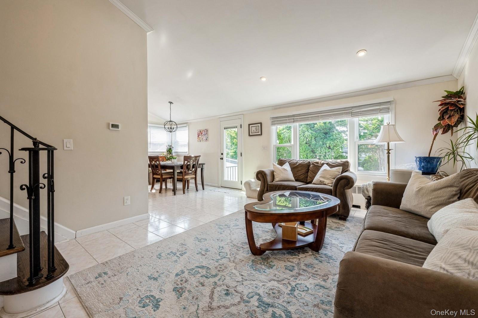 375 W Windsor Parkway, Oceanside, NY 11572