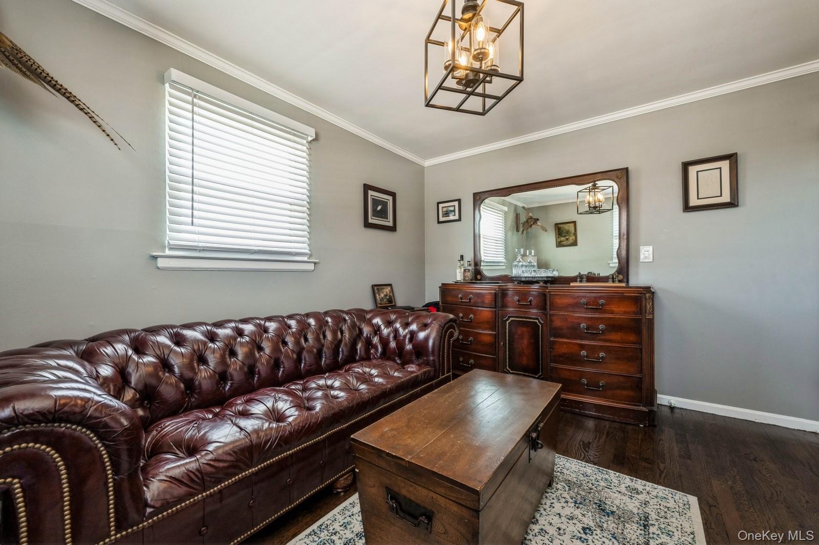 375 W Windsor Parkway, Oceanside, NY 11572