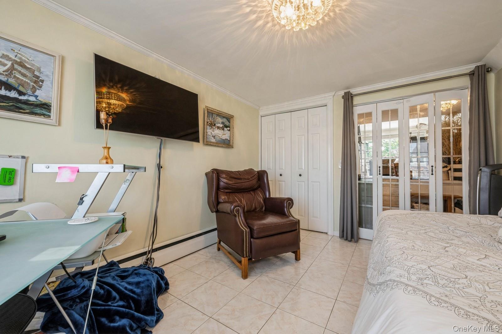 375 W Windsor Parkway, Oceanside, NY 11572