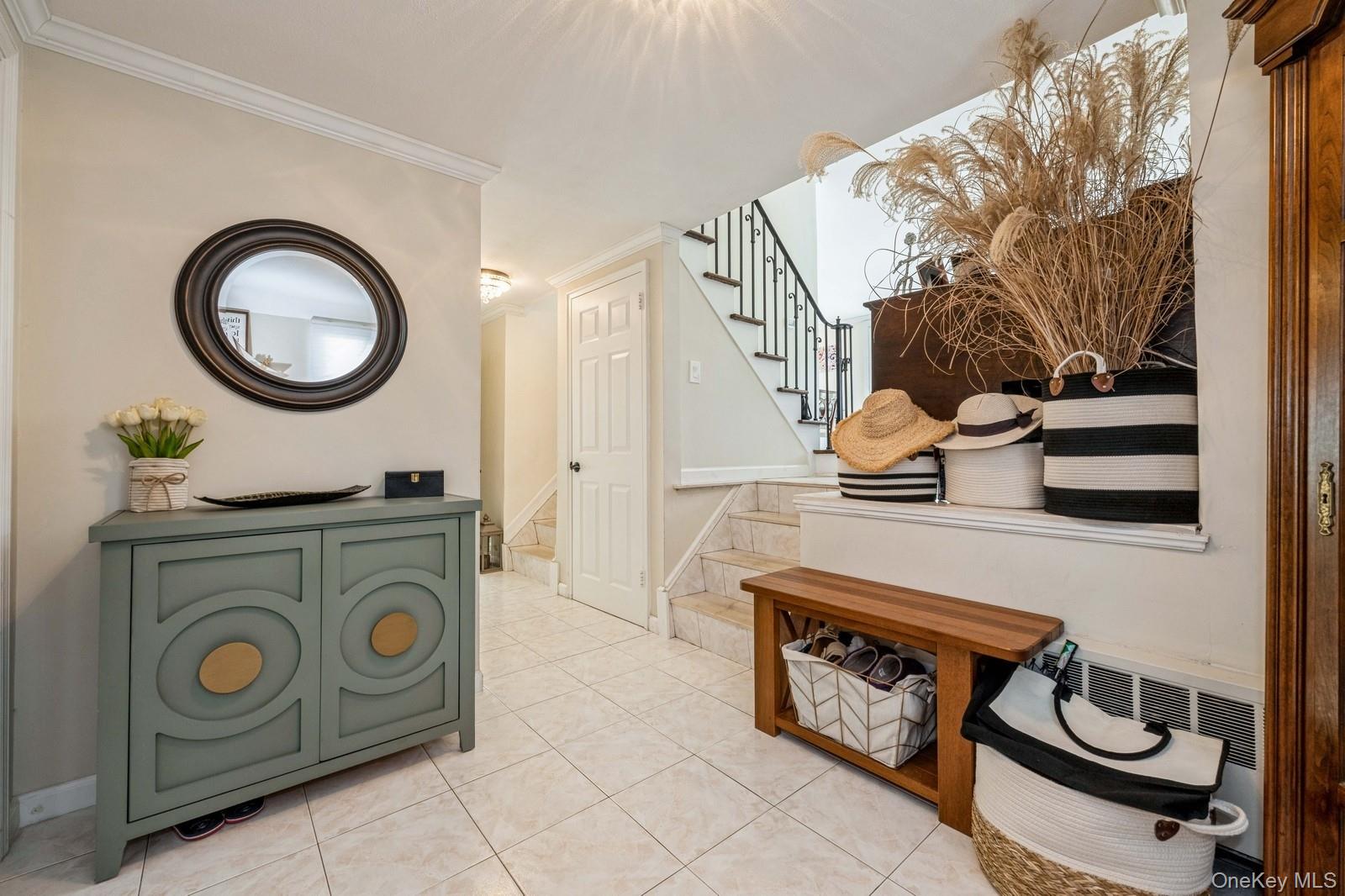 375 W Windsor Parkway, Oceanside, NY 11572