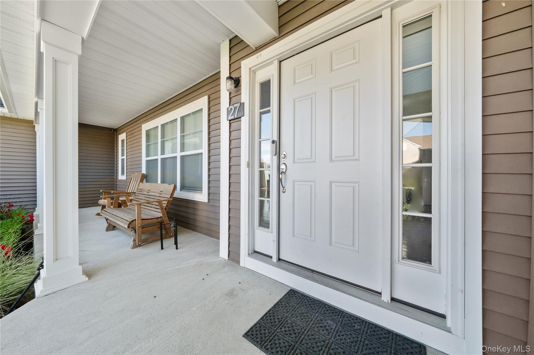 27 Lilac Lane, Ridge, NY 11961