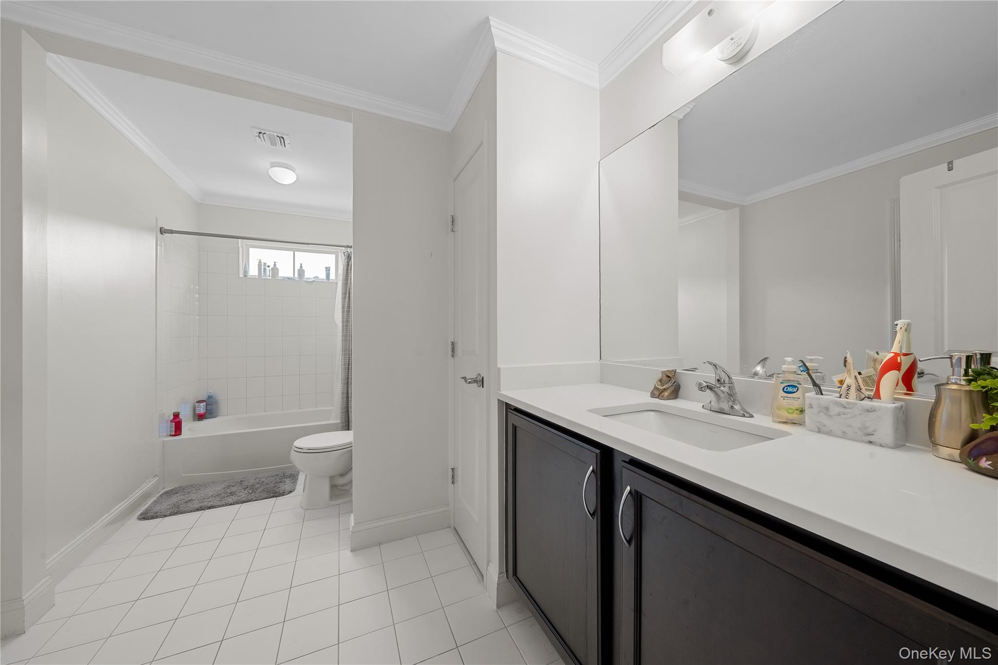 27 Lilac Lane, Ridge, NY 11961