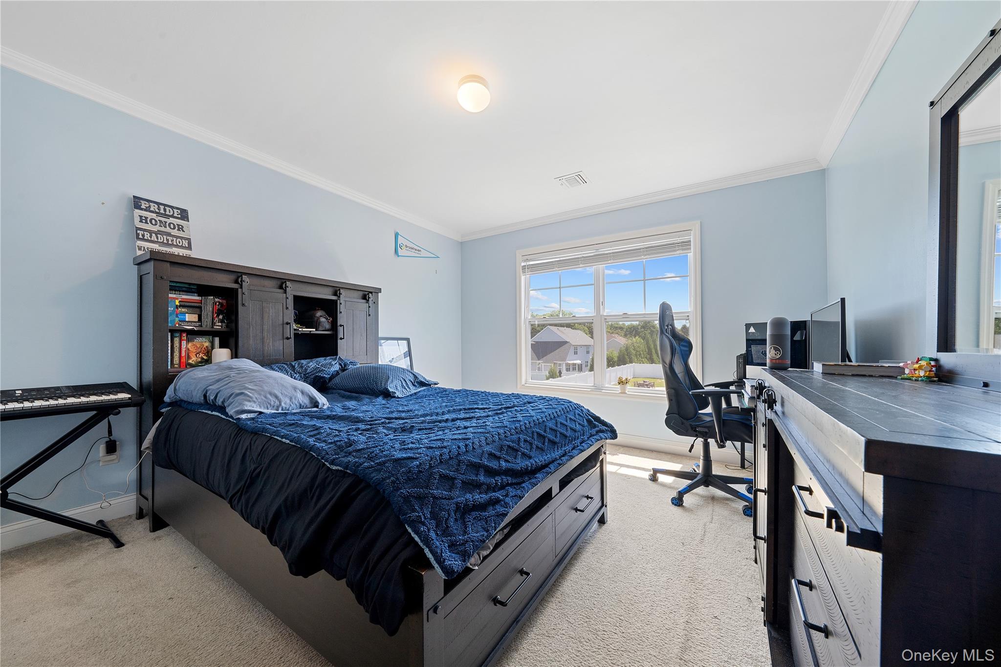 27 Lilac Lane, Ridge, NY 11961