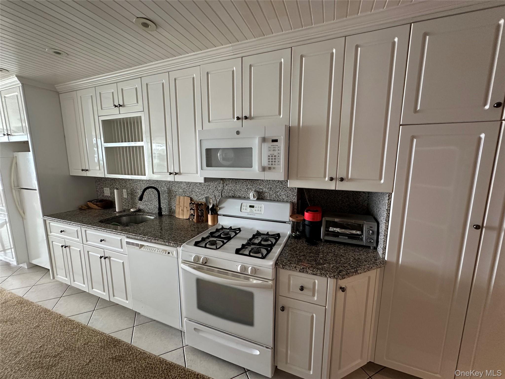 830 Shore Road # 5T, Long Beach, NY 11561