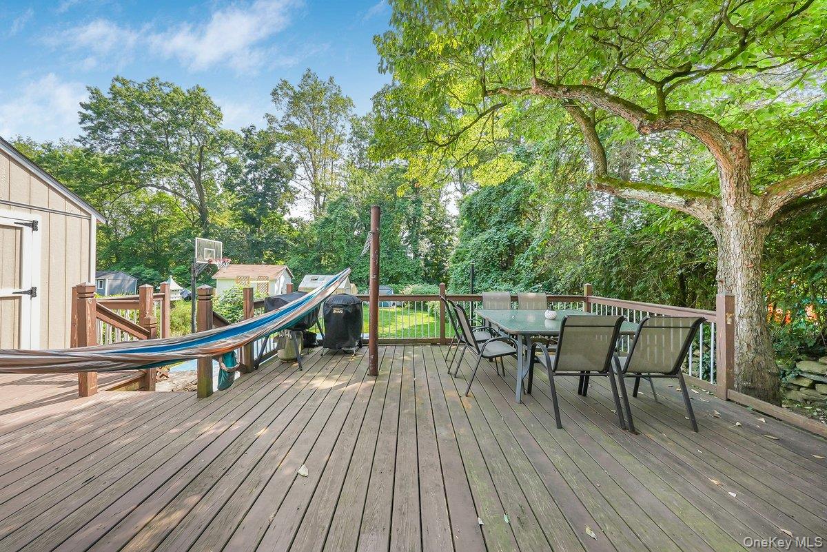 66 Lakeview Avenue, Yonkers, NY 10710