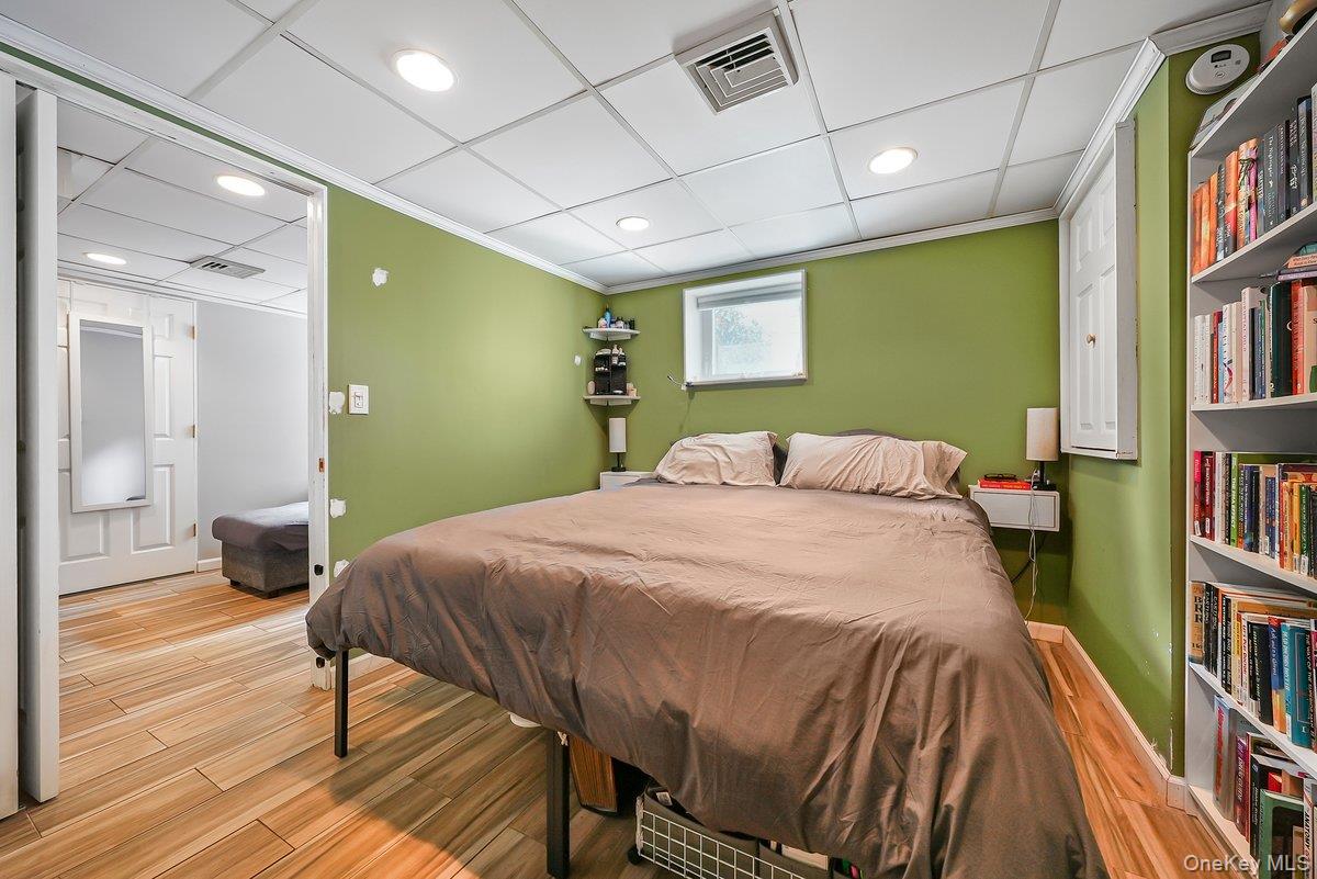 66 Lakeview Avenue, Yonkers, NY 10710