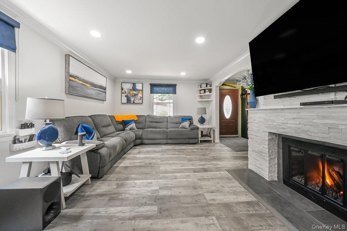 66 Lakeview Avenue, Yonkers, NY 10710