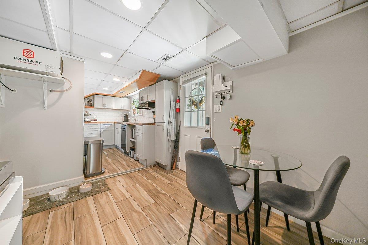 66 Lakeview Avenue, Yonkers, NY 10710