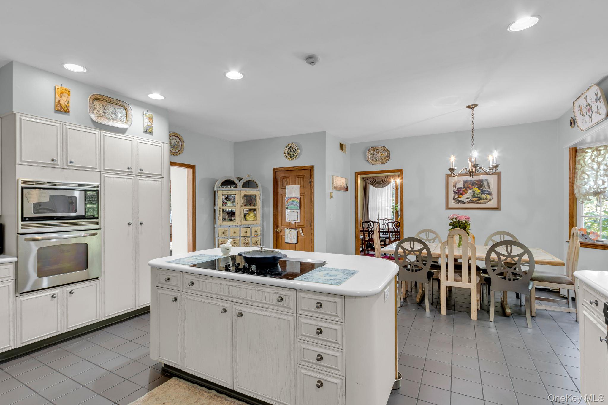 6 Van Rensselaer Road, Katonah, NY 10536