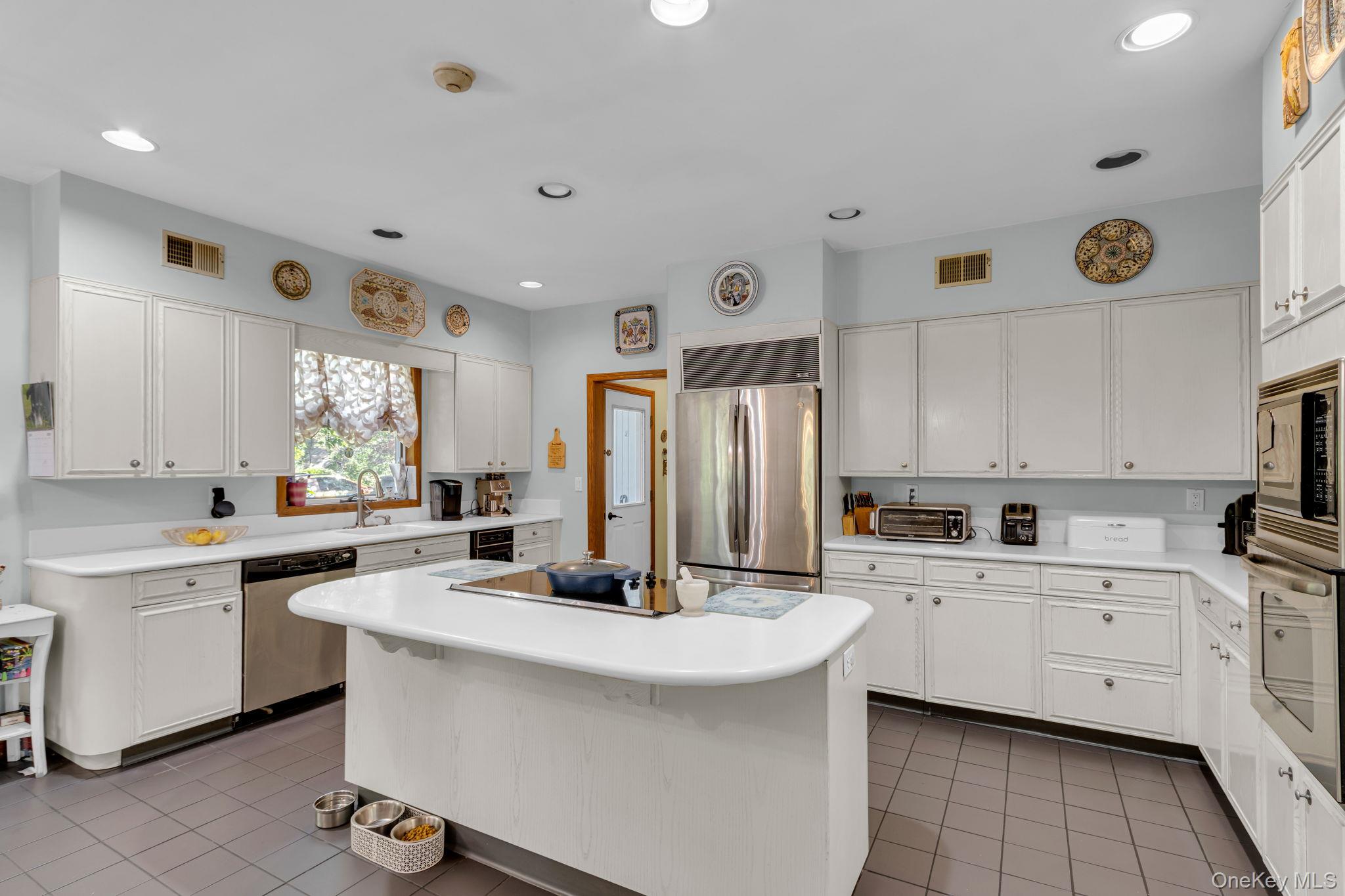 6 Van Rensselaer Road, Katonah, NY 10536