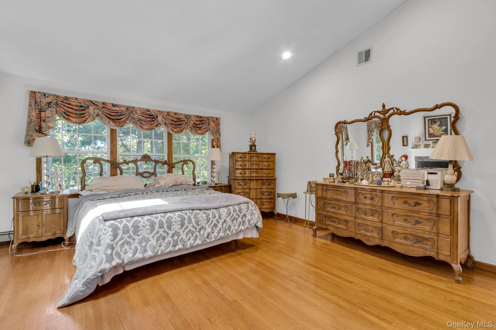 6 Van Rensselaer Road, Katonah, NY 10536