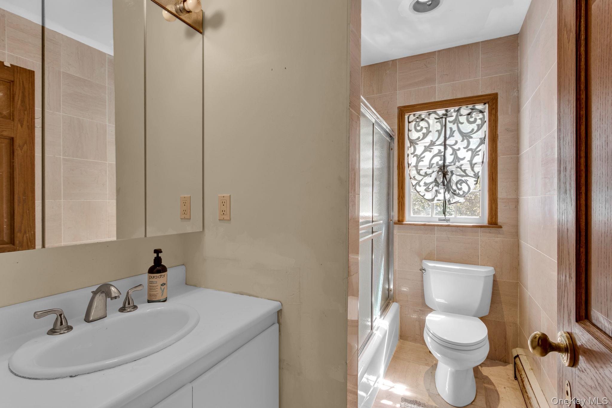 6 Van Rensselaer Road, Katonah, NY 10536