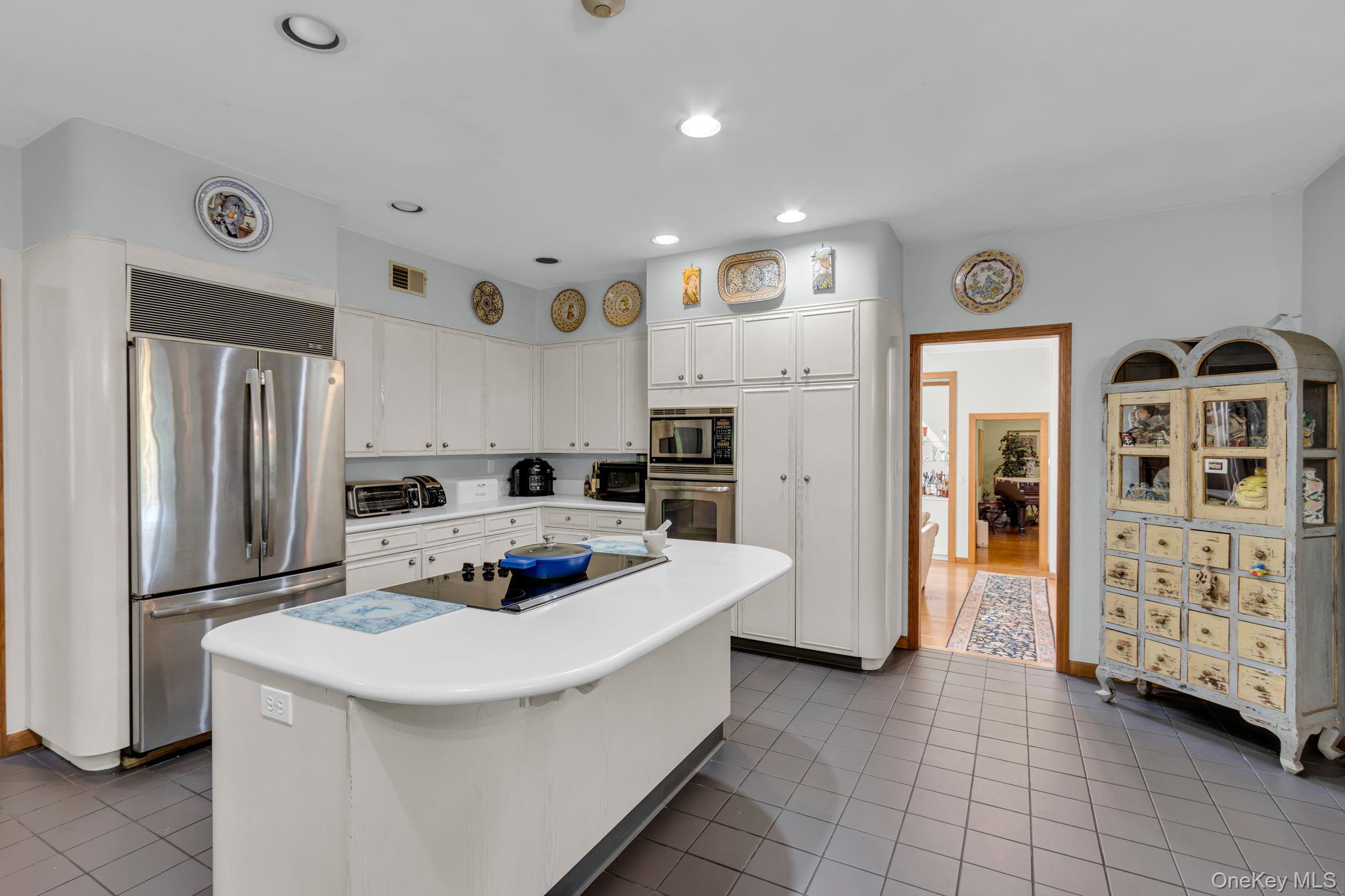 6 Van Rensselaer Road, Katonah, NY 10536