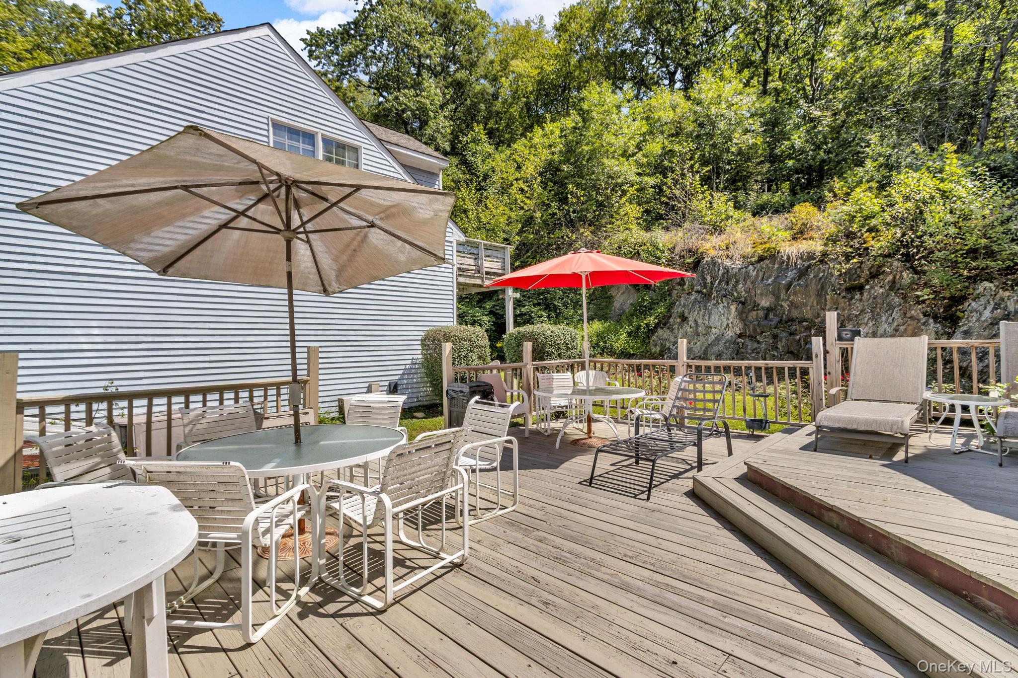 6 Van Rensselaer Road, Katonah, NY 10536