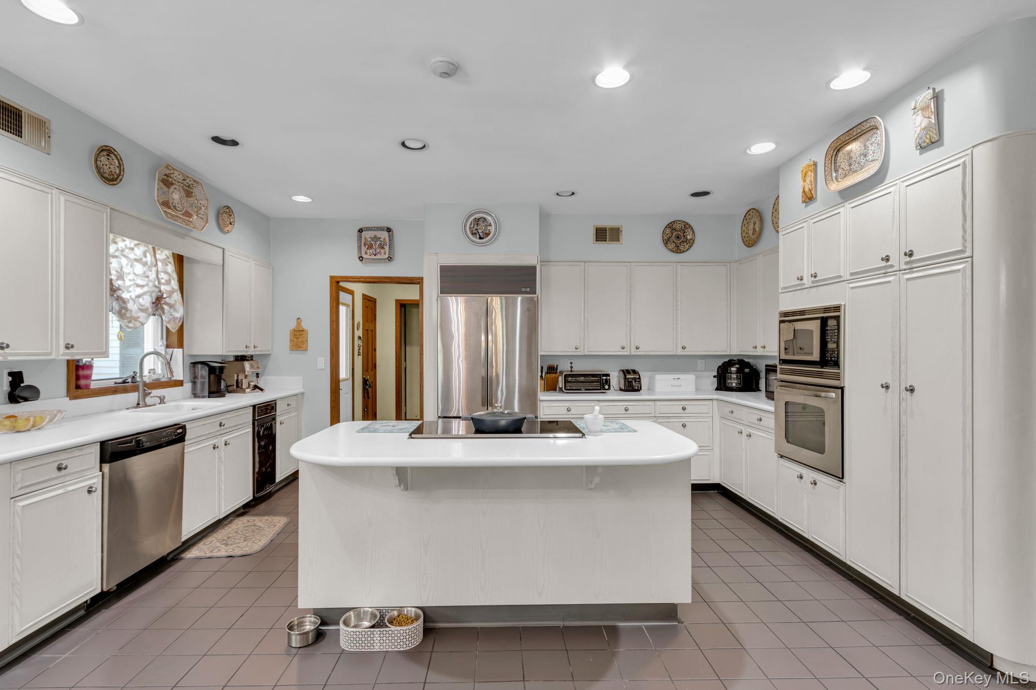 6 Van Rensselaer Road, Katonah, NY 10536